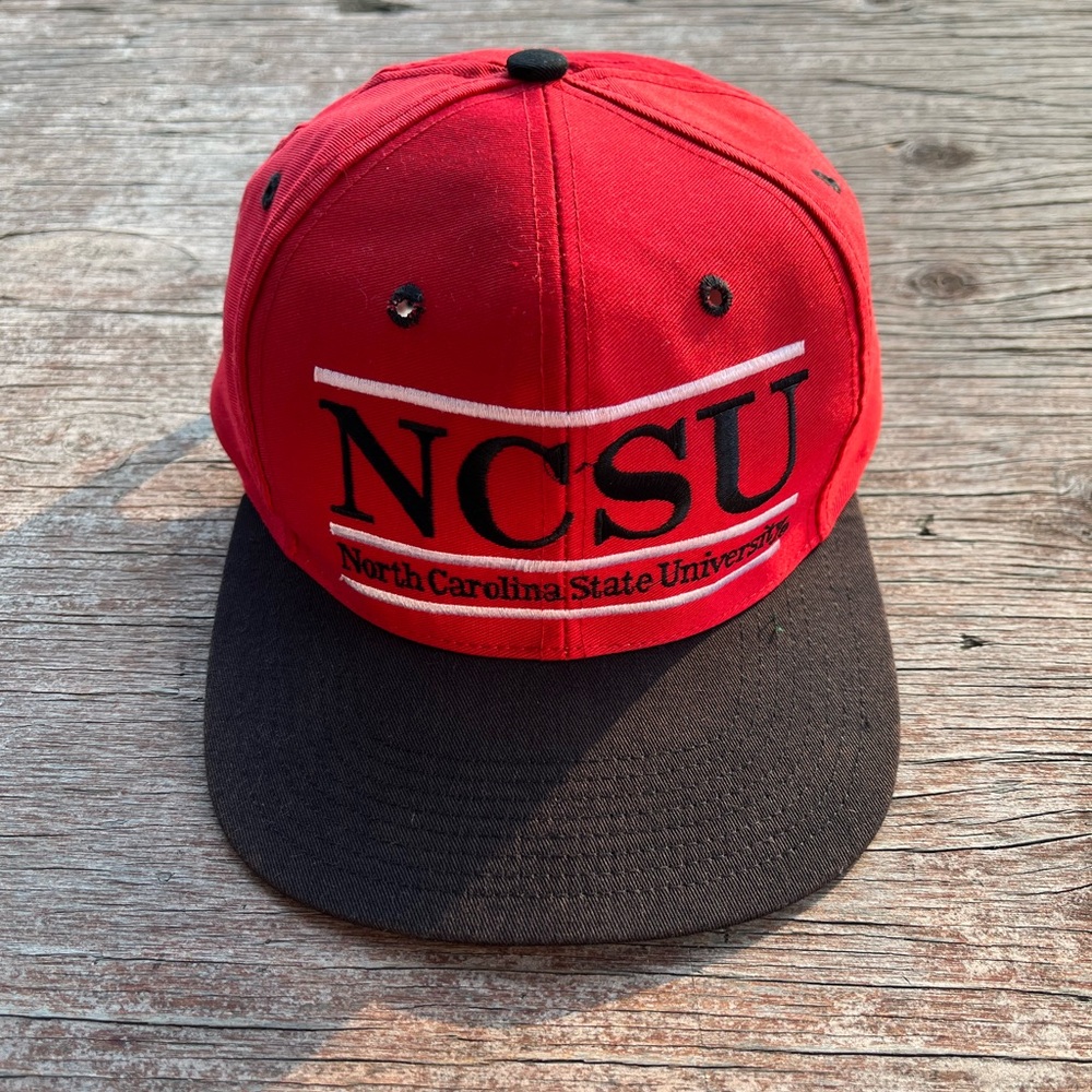 Vintage NCSU Snapback / The Game / 90s / Split Bar